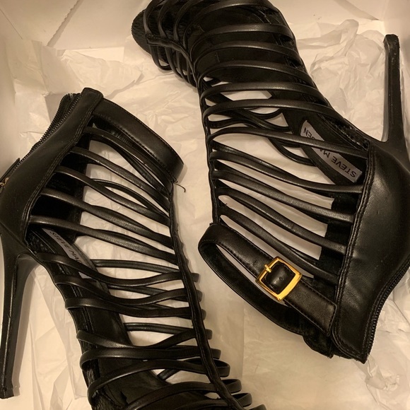 Shoes - Picture 1 of 1